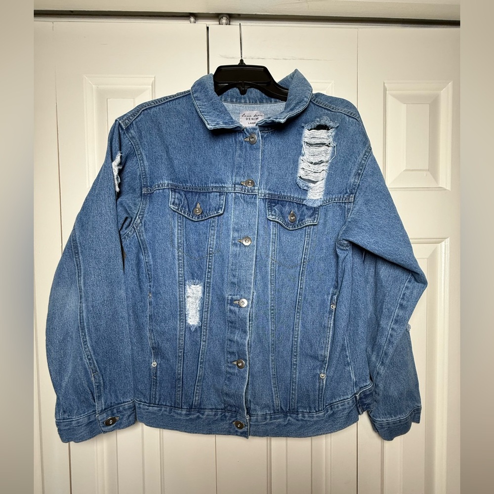 Love Tree Women’s 100% Cotton Denim Distressed Jean Jacket Size Large